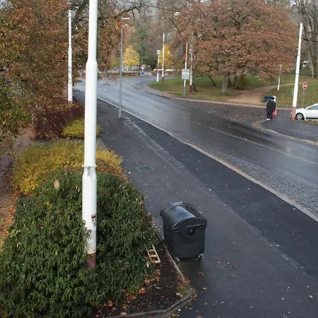 U Pidly Han/Misafirhane